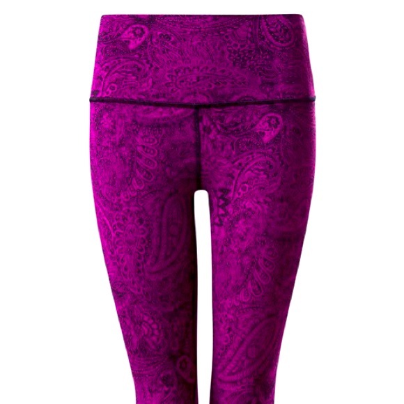 Lululemon | Antique Paisley crops - Picture 3 of 4